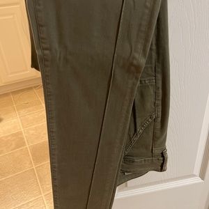 American Eagle Hi-Rise Jegging